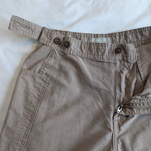 Everlane Fatigue Barrel Pant in Taupe | 4 - Picture 5 of 7